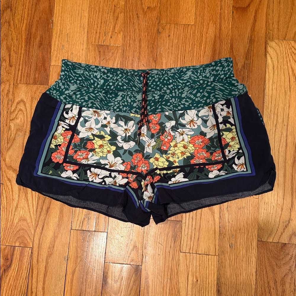 Hei floral shorts
